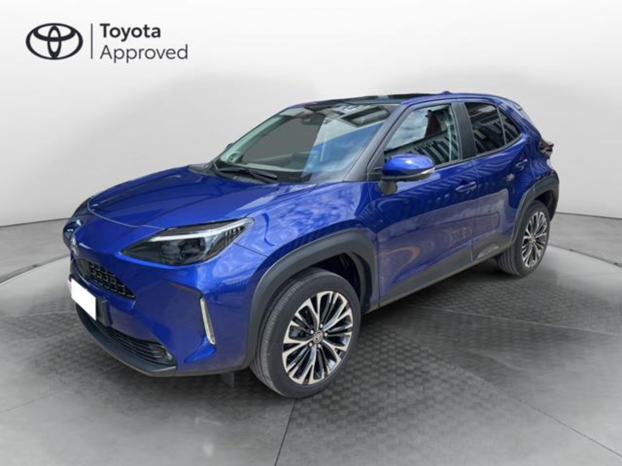 Toyota Yaris Cross 1.5 Hybrid 5p. E-CVT Lounge del 2021 usata a Sassari