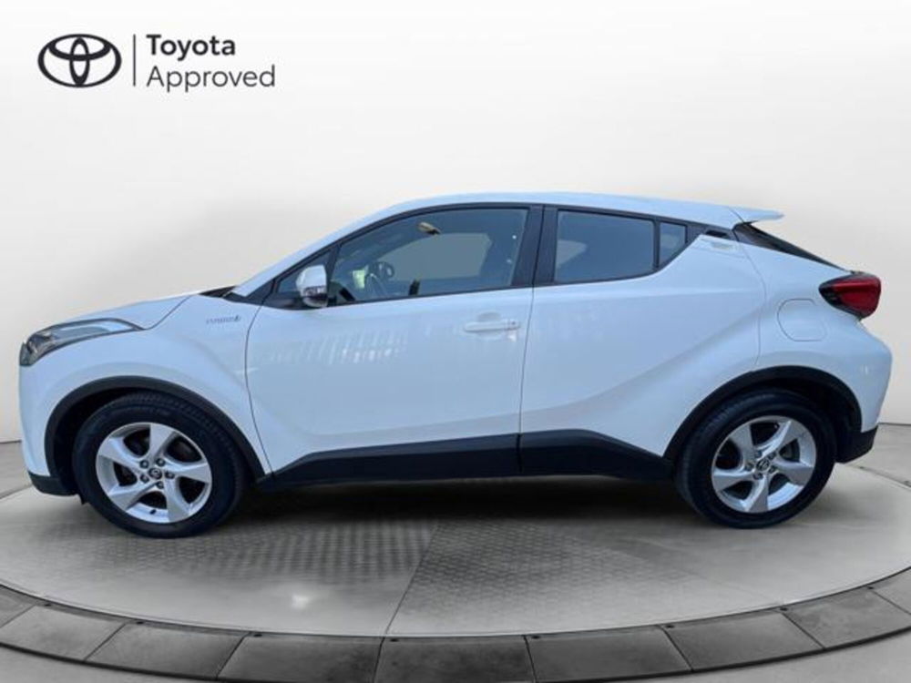 Toyota Toyota C-HR usata a Sassari (2)