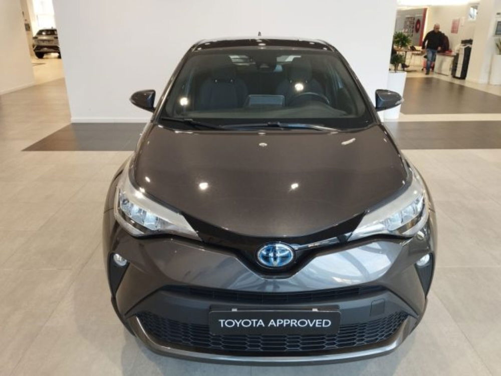 Toyota Toyota C-HR usata a Sassari (5)