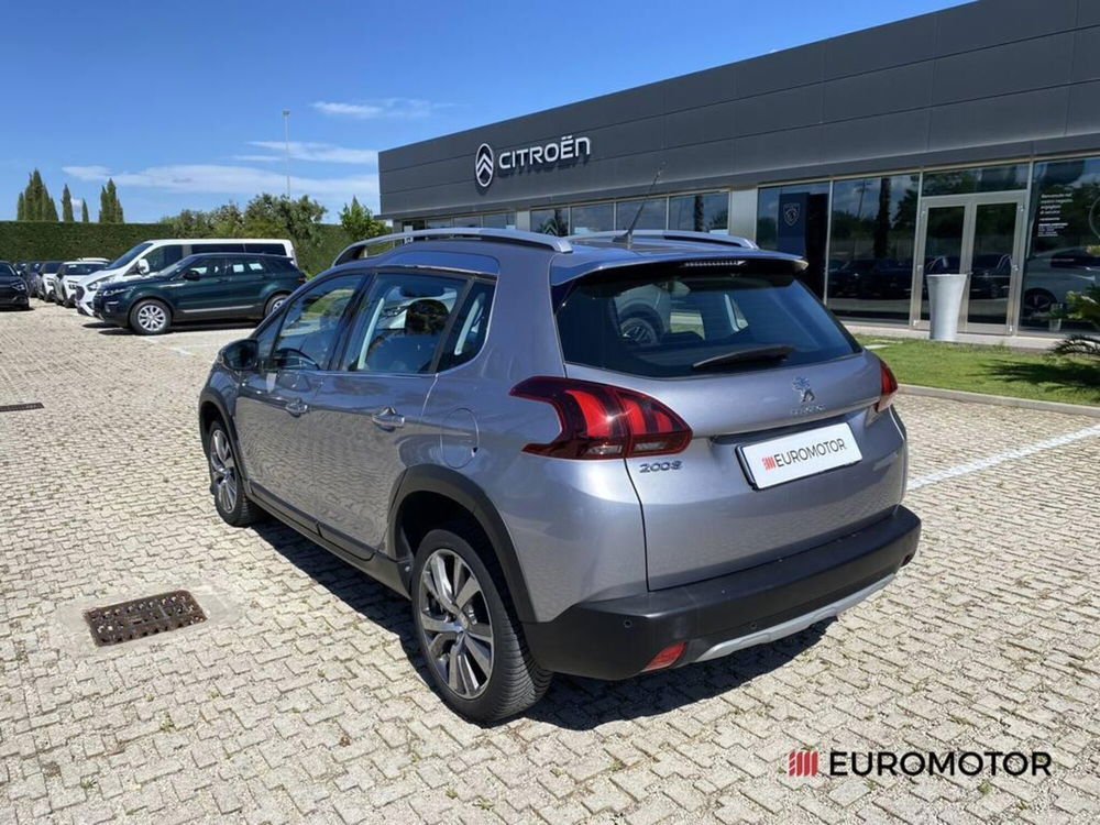 Peugeot 2008 usata a Bari (9)