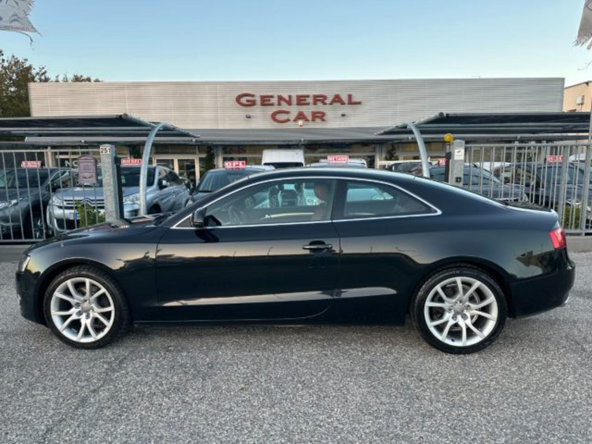 Audi A5 Coup&eacute; 3.0 V6 TDI F.AP. quattro tiptronic Ambition  del 2008 usata a Codogno