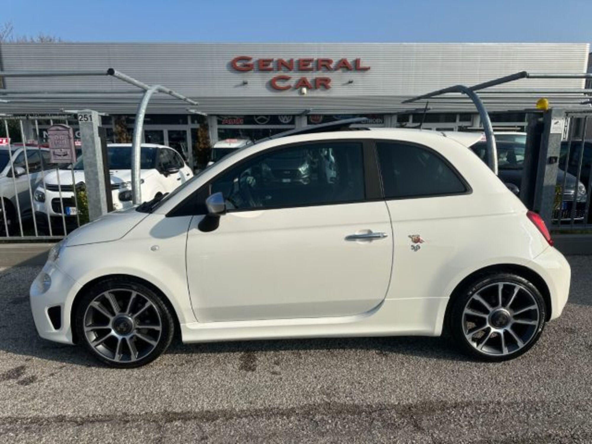 Abarth 595 595 1.4 Turbo T-Jet 165 CV Turismo  del 2021 usata a Codogno