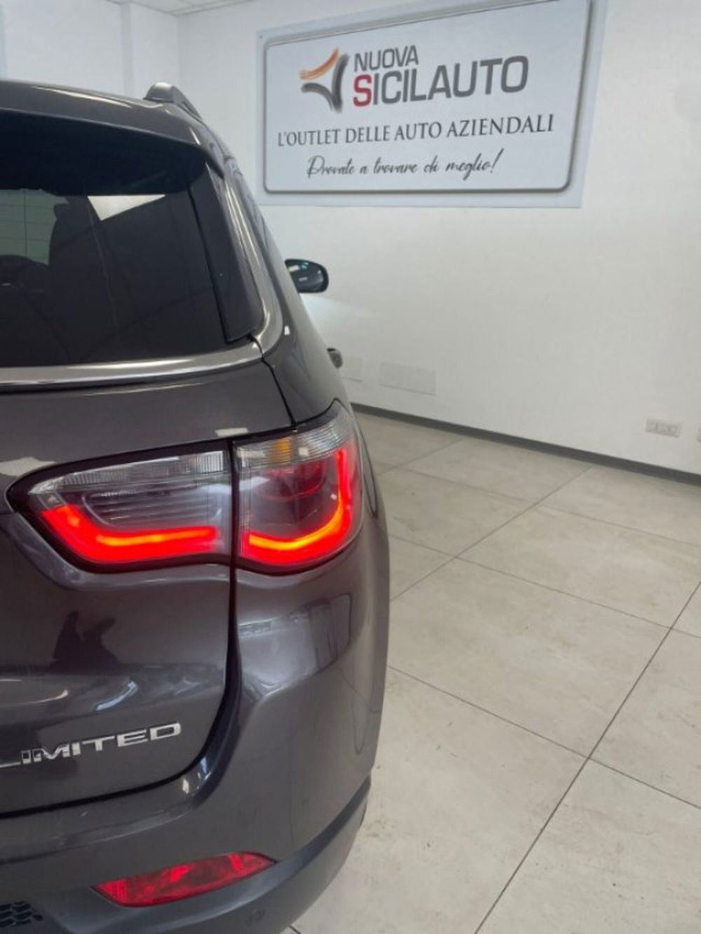 Jeep Compass usata a Palermo (19)