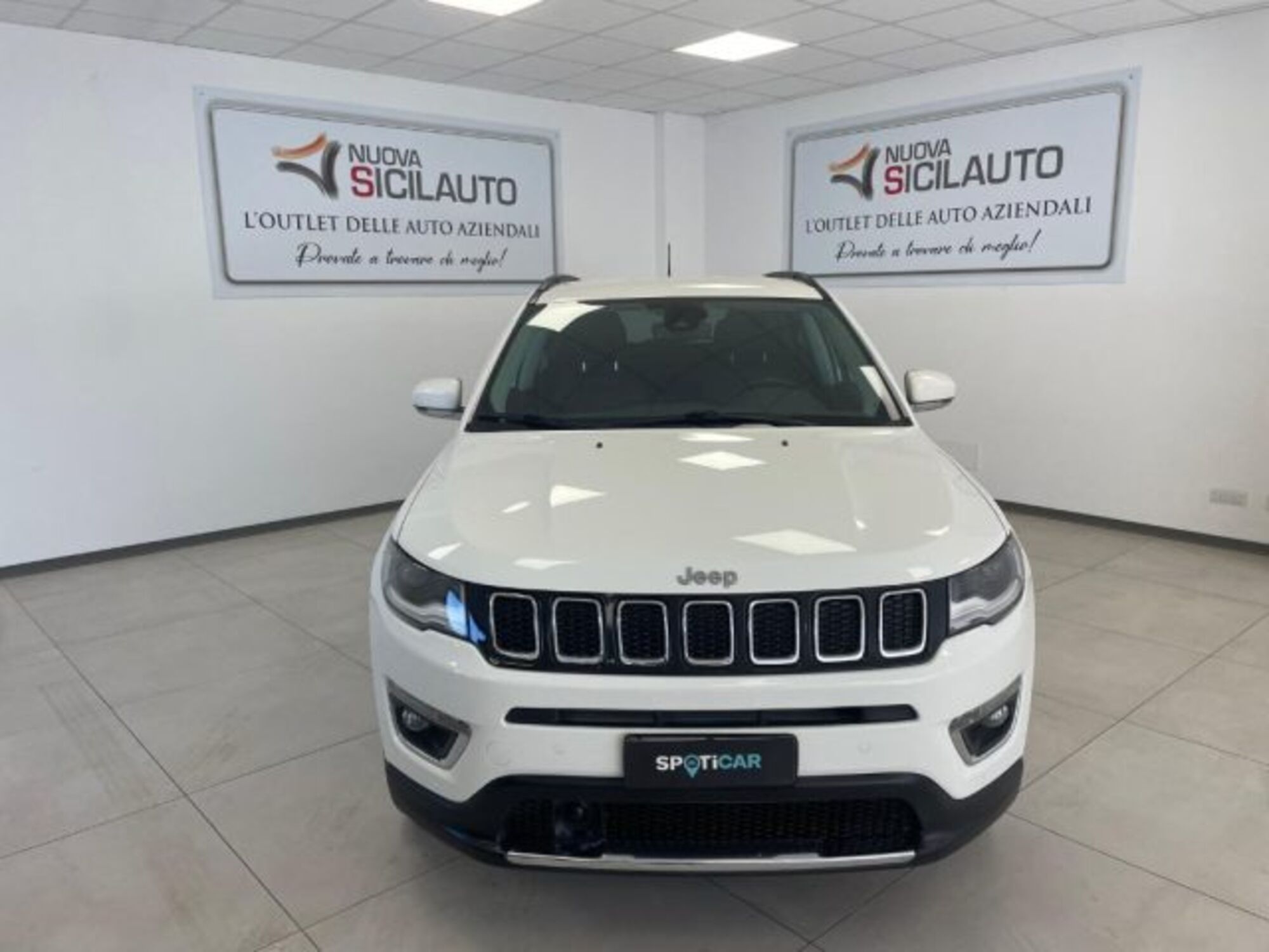 Jeep Compass 2.0 Multijet II aut. 4WD Limited  del 2021 usata a Palermo