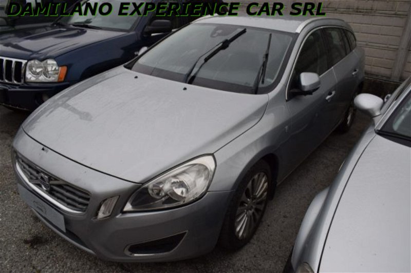Volvo V60 D3 Geartronic Kinetic  del 2013 usata a Cuneo