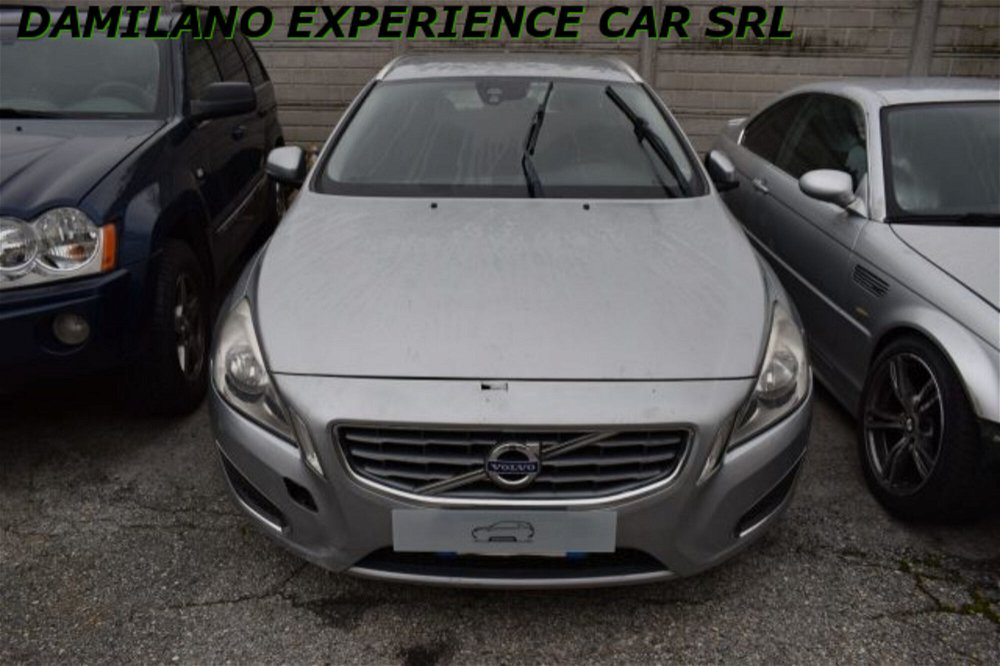 Volvo V60 D3 Geartronic Kinetic  del 2013 usata a Cuneo (2)