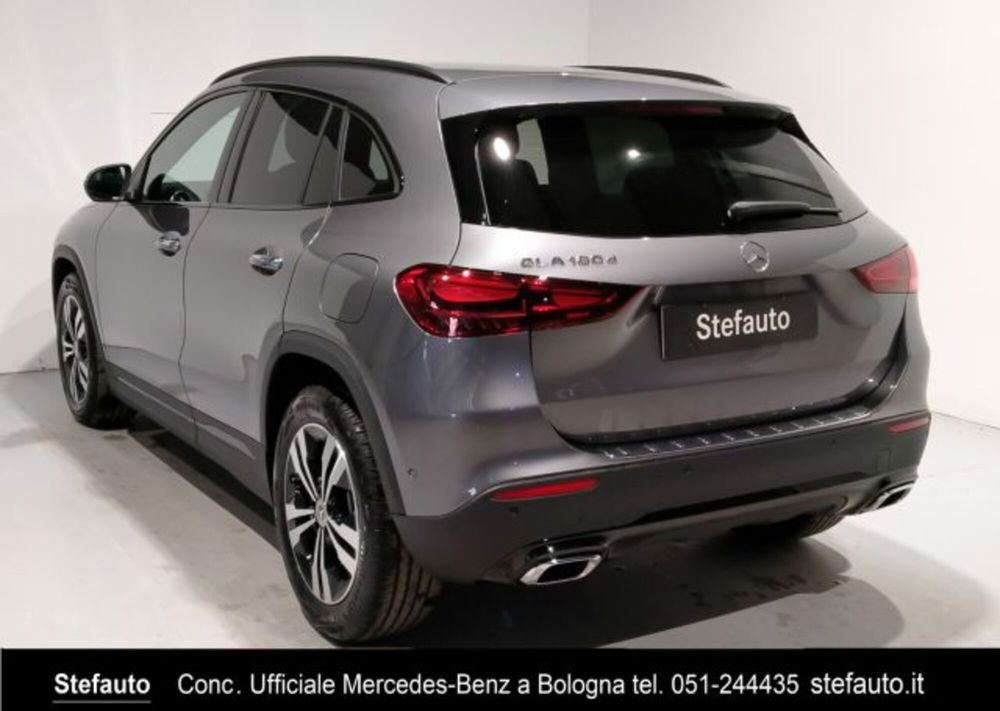 Mercedes-Benz GLA SUV nuova a Bologna (5)