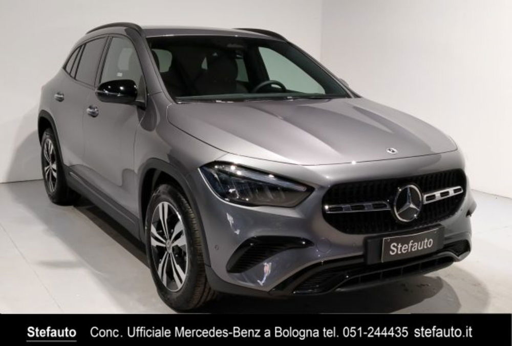 Mercedes-Benz GLA SUV nuova a Bologna