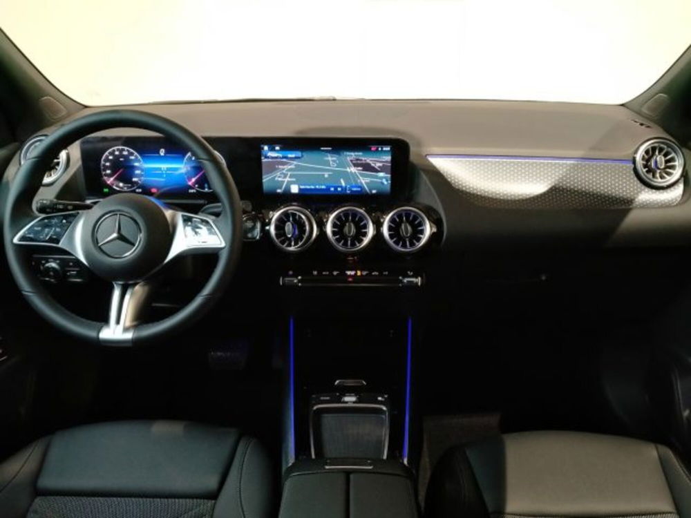 Mercedes-Benz GLA SUV nuova a Bologna (14)