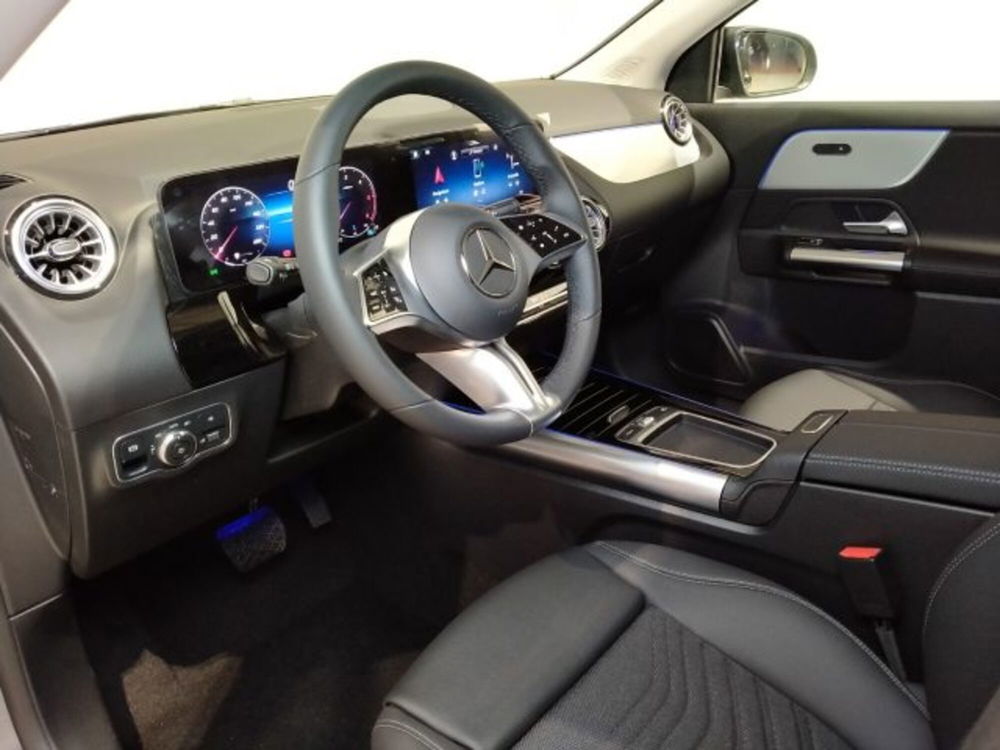 Mercedes-Benz GLA SUV nuova a Bologna (11)