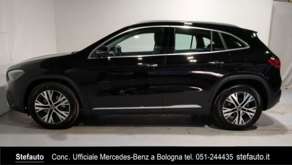 Mercedes-Benz GLA SUV nuova a Bologna (4)