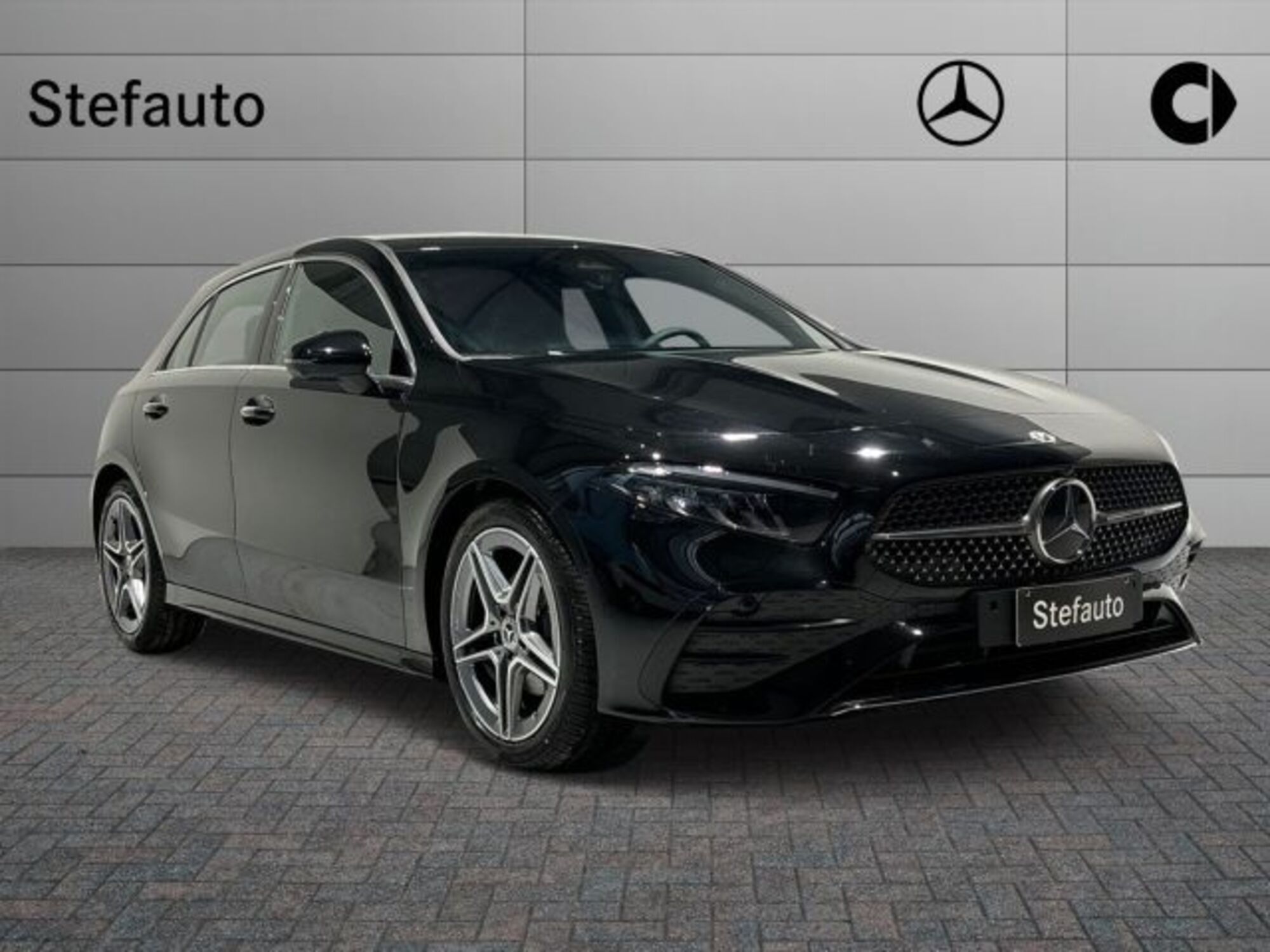 Mercedes-Benz Classe A 180 d AMG Line Advanced Plus auto nuova a Castel Maggiore