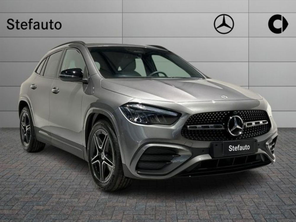 Mercedes-Benz GLA SUV nuova a Bologna