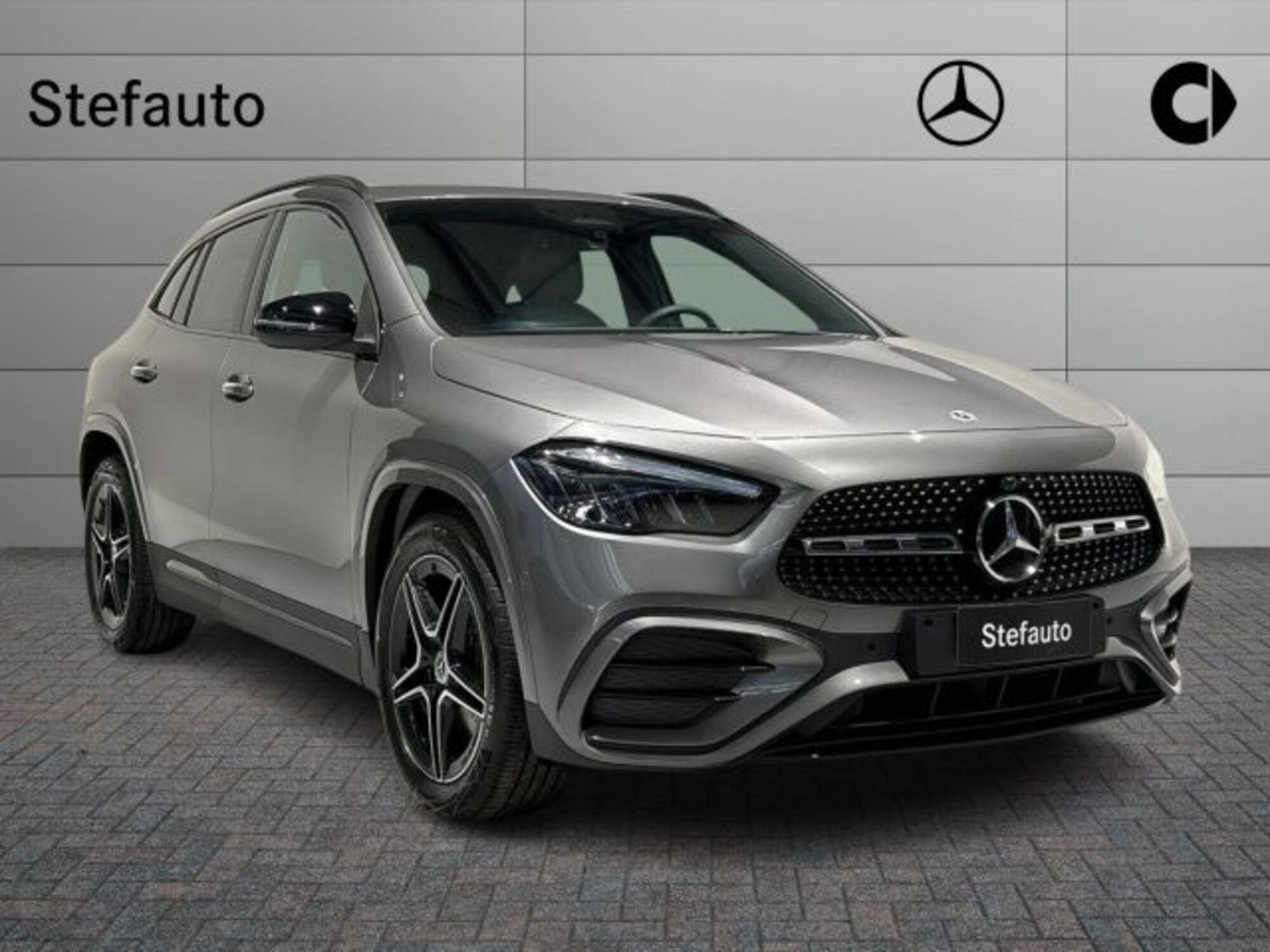 Mercedes-Benz GLA SUV 200 d AMG Line Advanced Plus auto nuova a Castel Maggiore