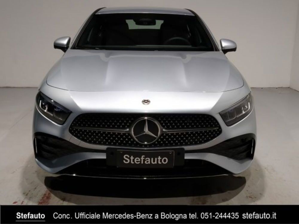 Mercedes-Benz Classe A 180 d AMG Line Advanced Plus auto nuova a Castel Maggiore (4)