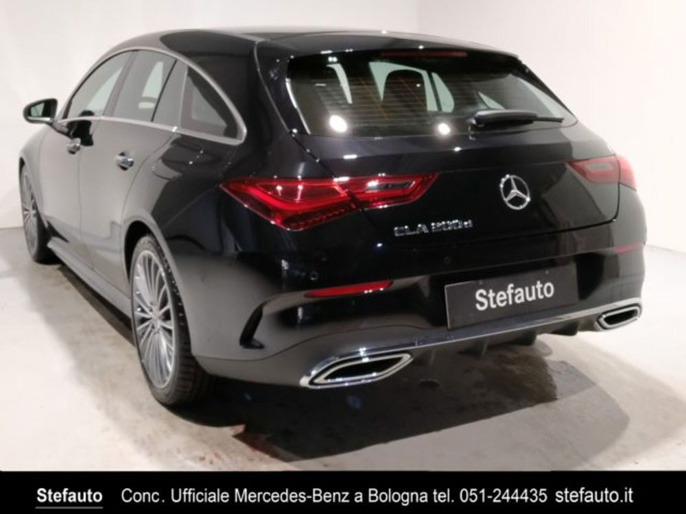 Mercedes-Benz CLA Shooting Brake nuova a Bologna (5)