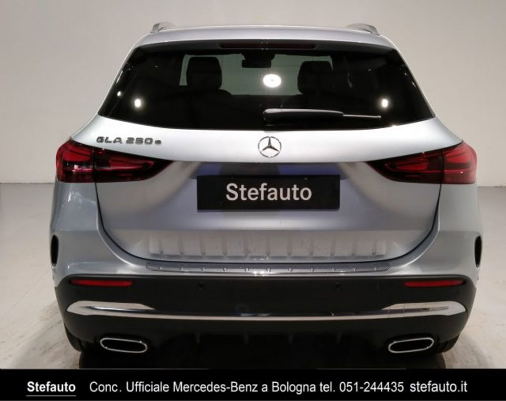 Mercedes-Benz GLA SUV nuova a Bologna (6)