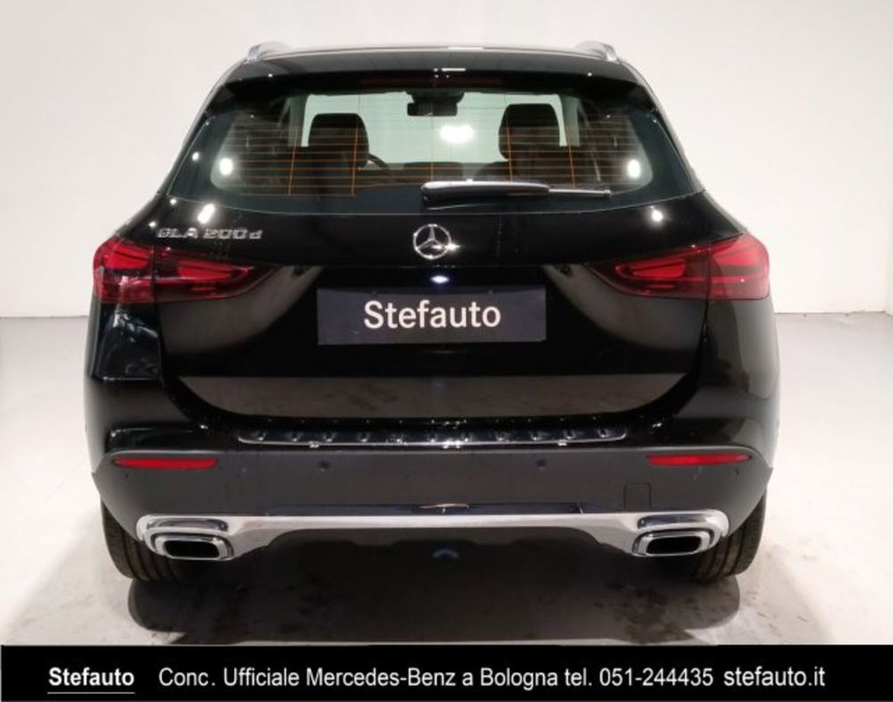 Mercedes-Benz GLA SUV nuova a Bologna (6)