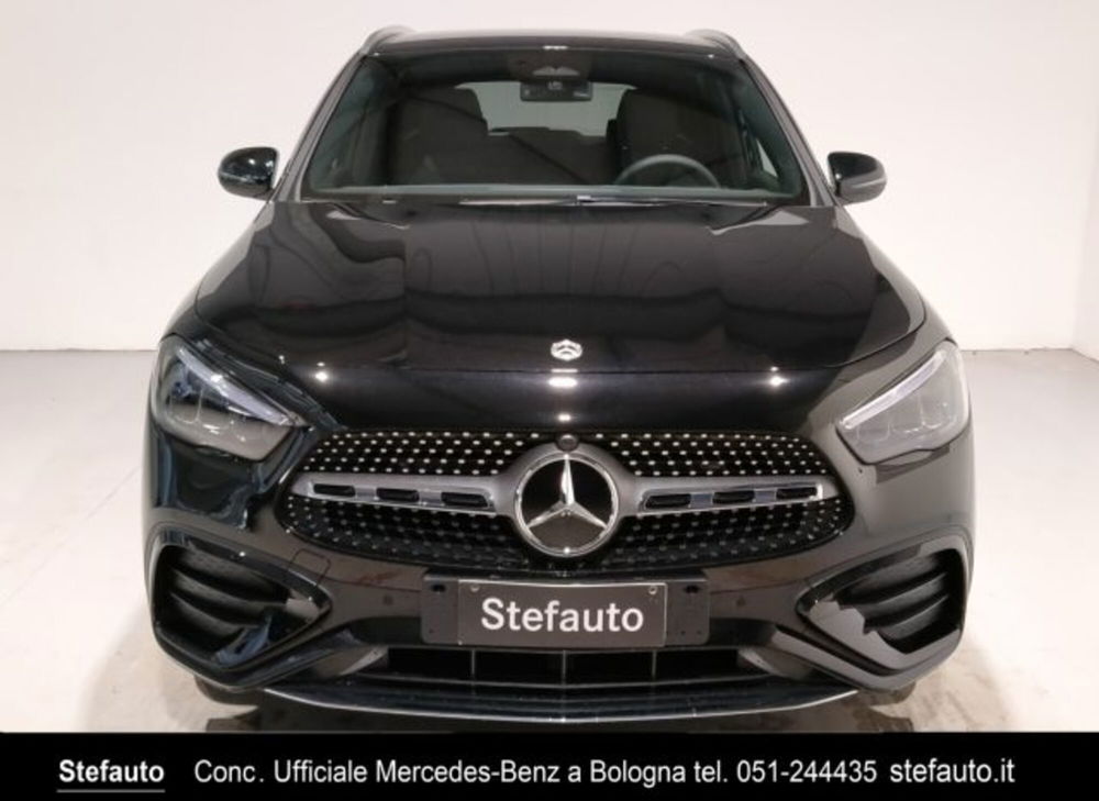 Mercedes-Benz GLA SUV nuova a Bologna (2)