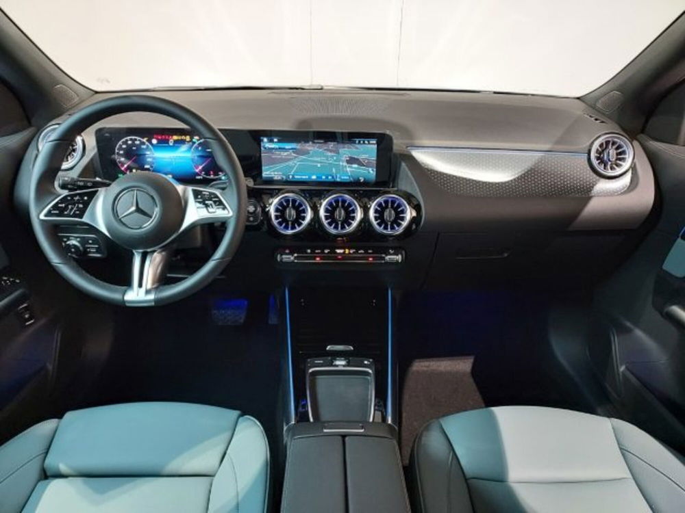 Mercedes-Benz GLA SUV nuova a Bologna (14)