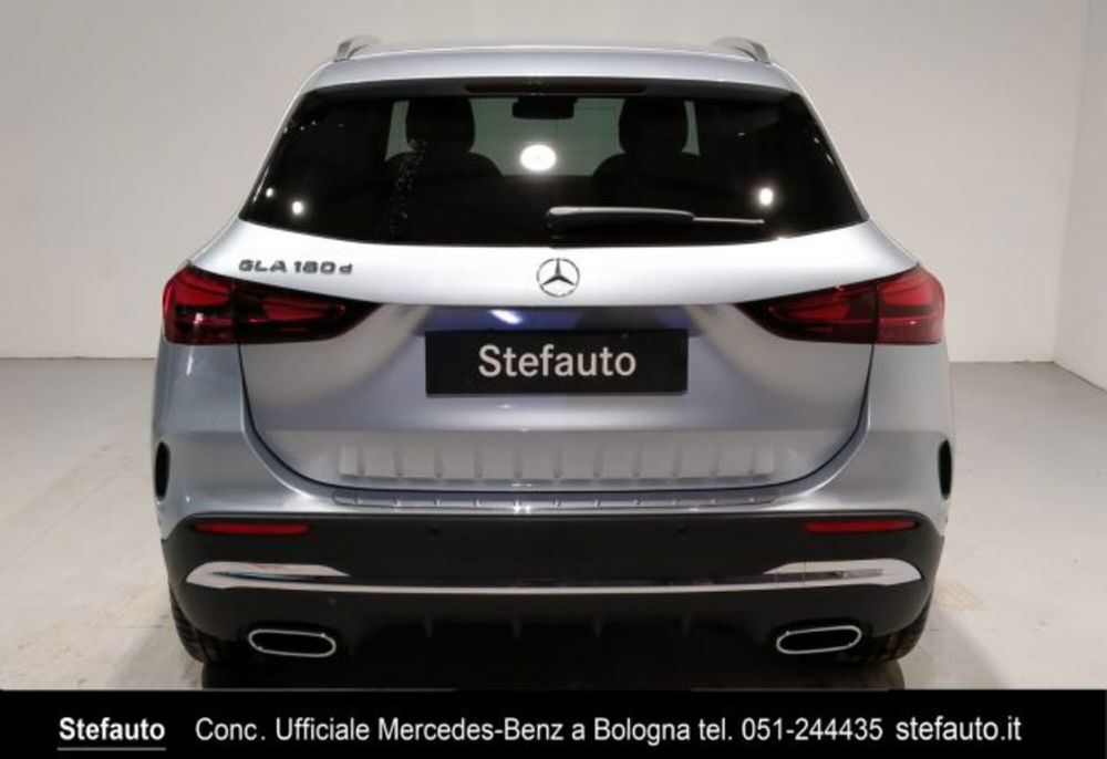 Mercedes-Benz GLA SUV nuova a Bologna (6)