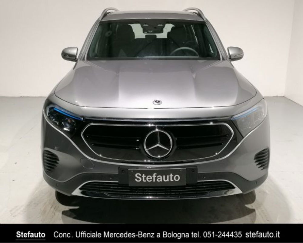 Mercedes-Benz EQB 300 Progressive 4matic nuova a Castel Maggiore (4)