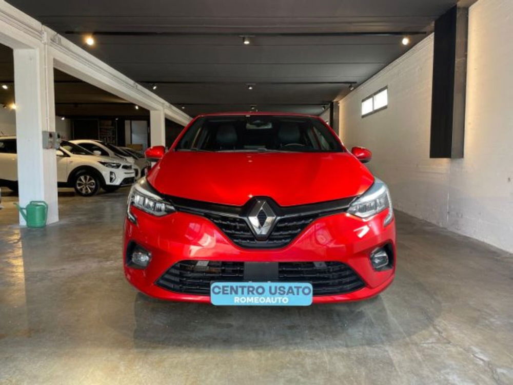 Renault Clio Blue dCi 115 CV 5 porte Initiale Paris del 2020 usata a Gubbio (3)