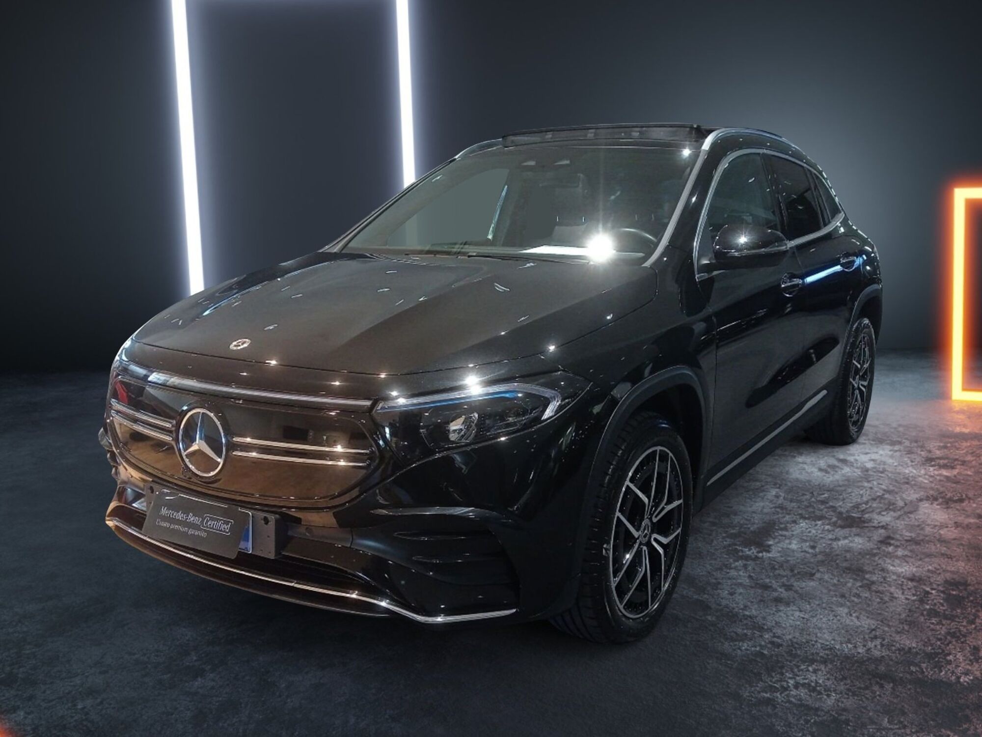 Mercedes-Benz EQA 250 Sport Pro  del 2023 usata a Vinci