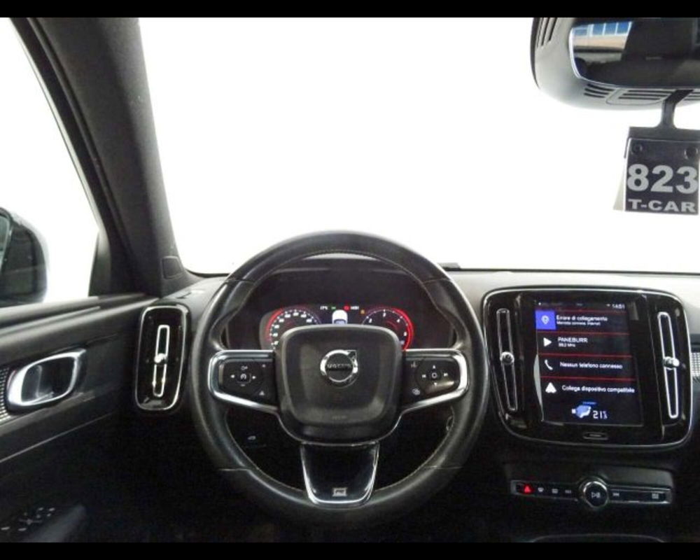 Volvo XC40 usata a Bologna (13)