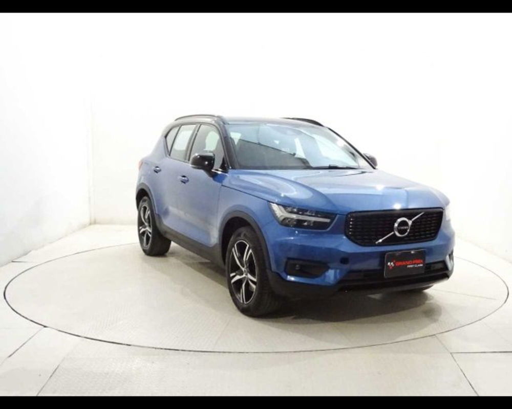 Volvo XC40 usata a Bologna (8)