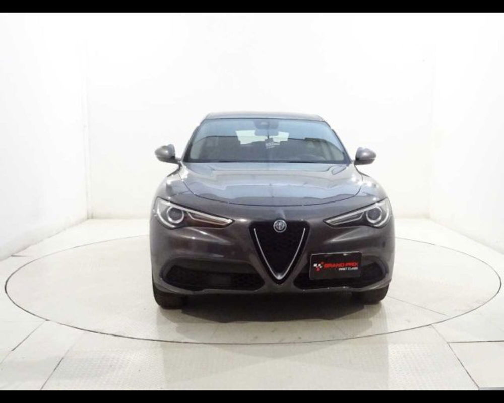 Alfa Romeo Stelvio Stelvio 2.2 Turbodiesel 190 CV AT8 Q4 Business  del 2020 usata a Castenaso