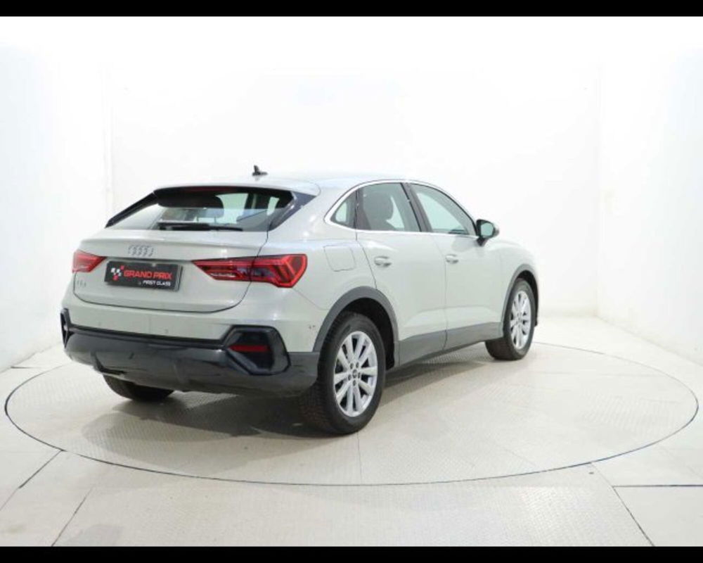 Audi Q3 Sportback usata a Bologna (6)