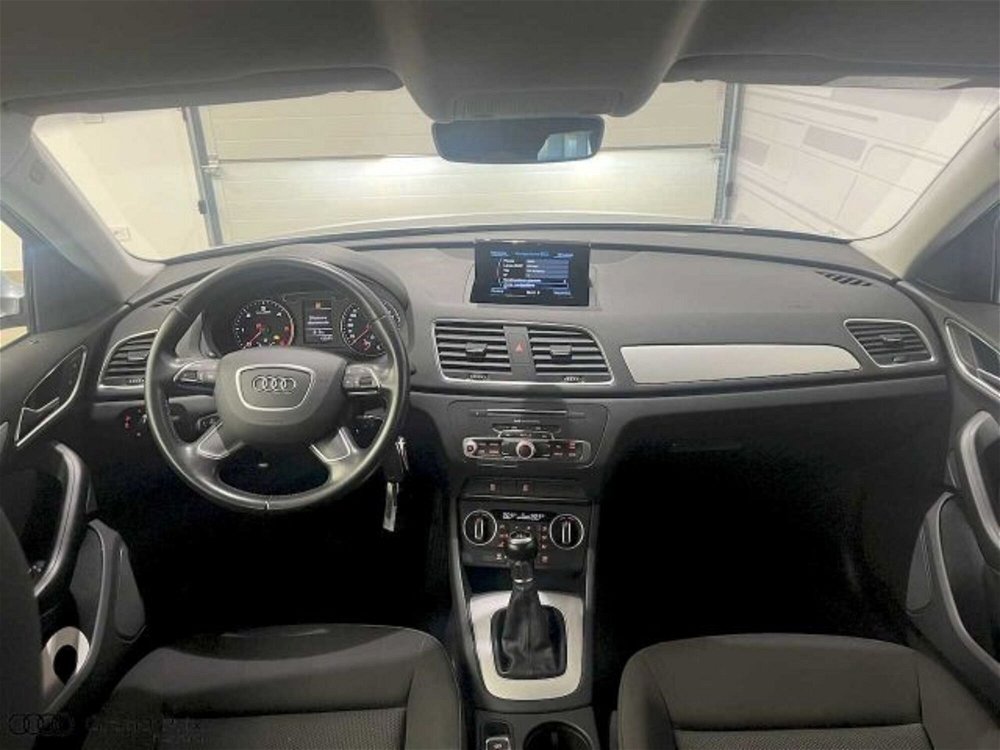 Audi Q3 2.0 TDI 120 CV Business  del 2015 usata a Castenaso (5)