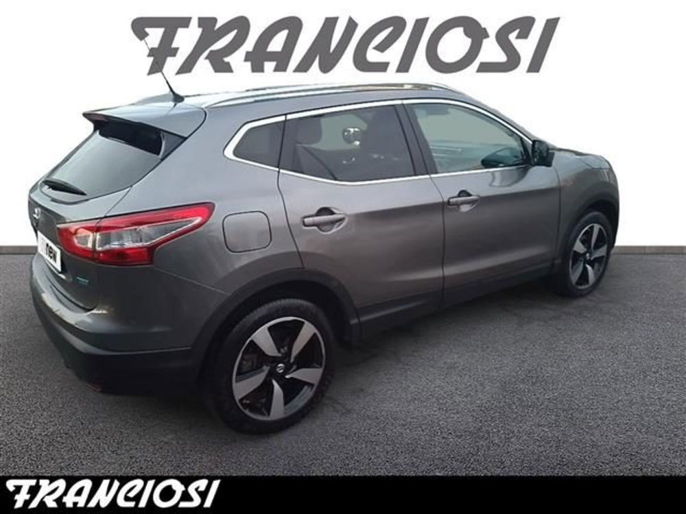 Nissan Qashqai usata a Modena (3)