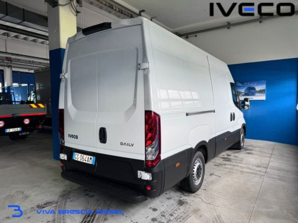 Iveco Daily Furgone usata a Brescia (4)