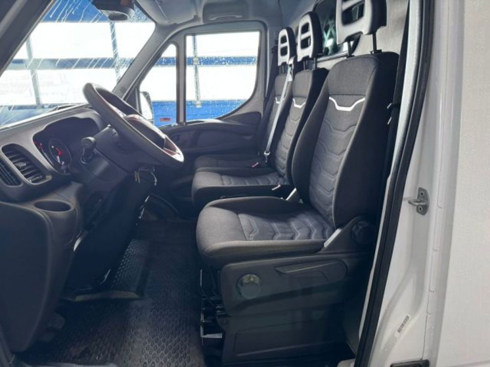 Iveco Daily Furgone usata a Brescia (9)