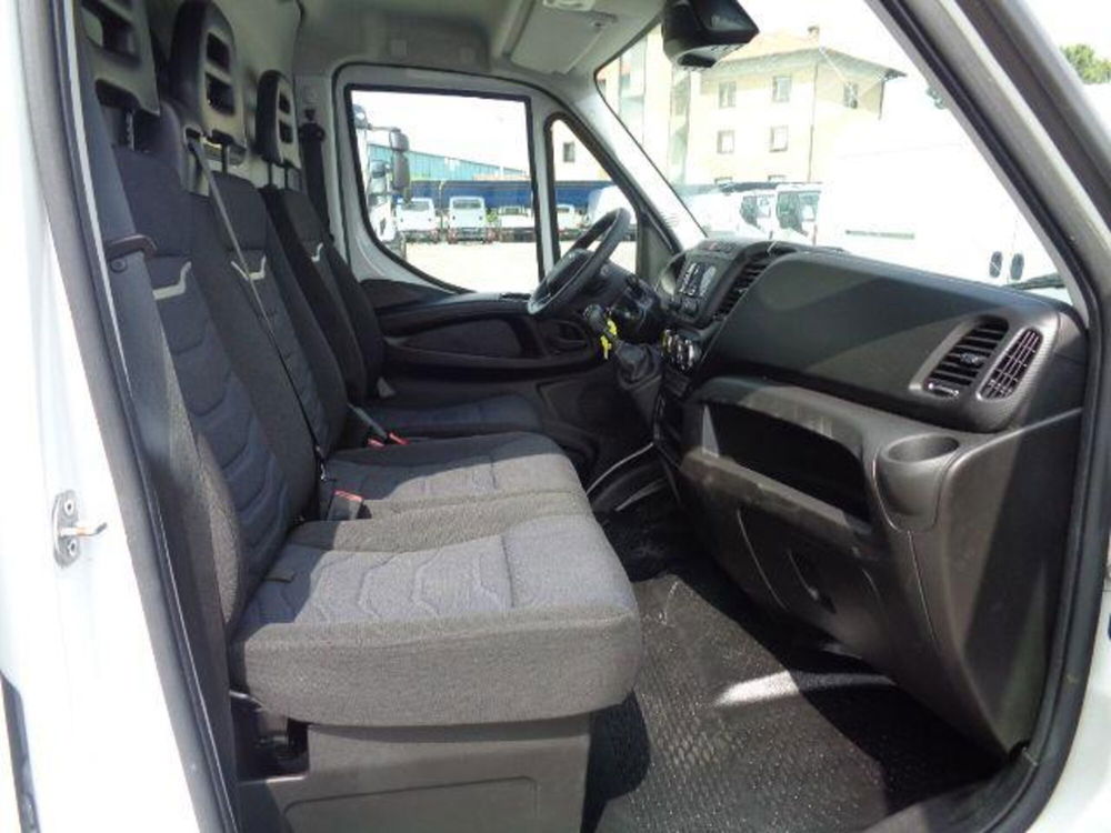 Iveco Daily Furgone usata a Brescia (13)