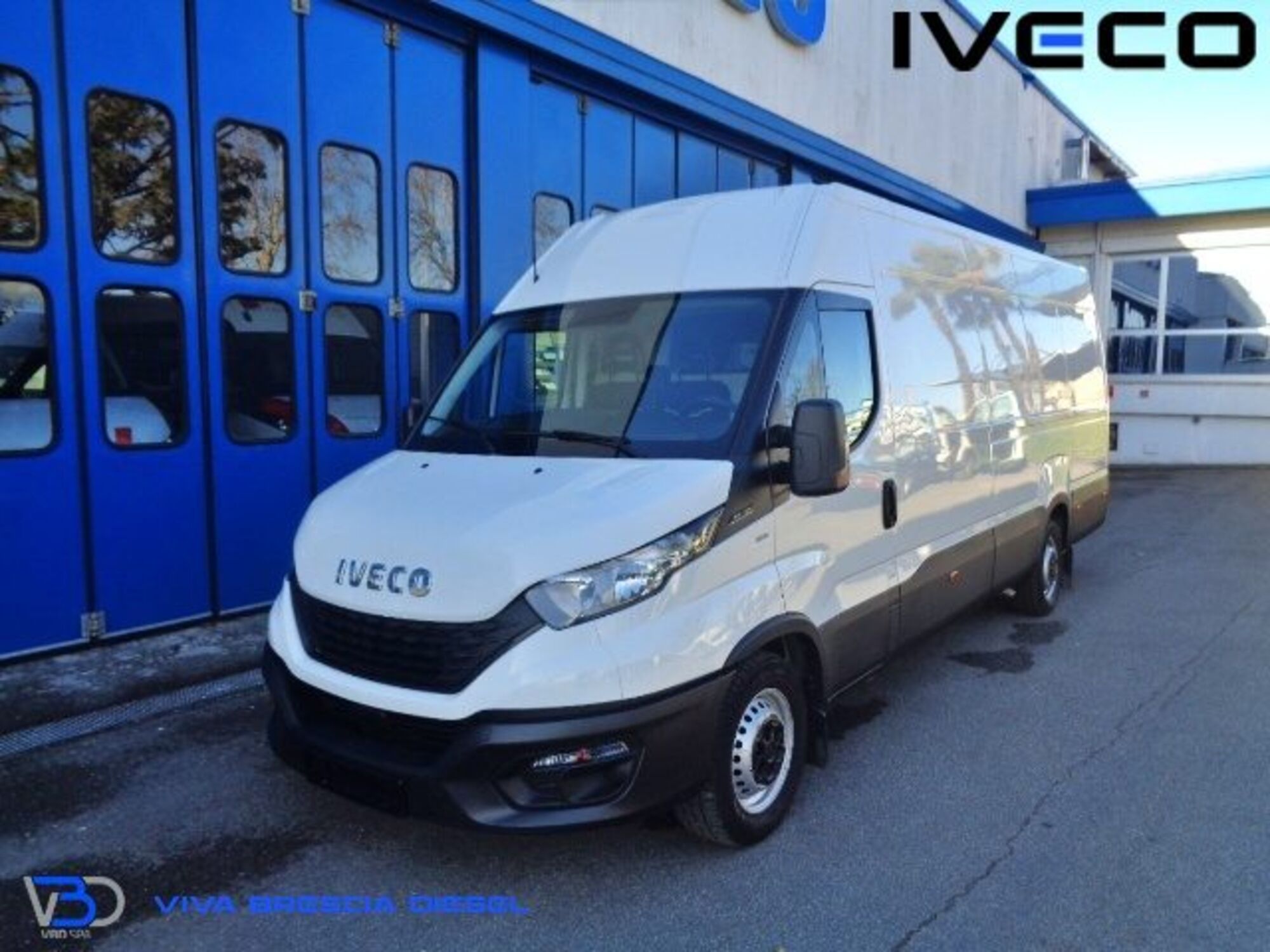 Iveco Daily Furgone 35S16V 2.3 HPT PC-TN Furgone  del 2020 usata a Castegnato