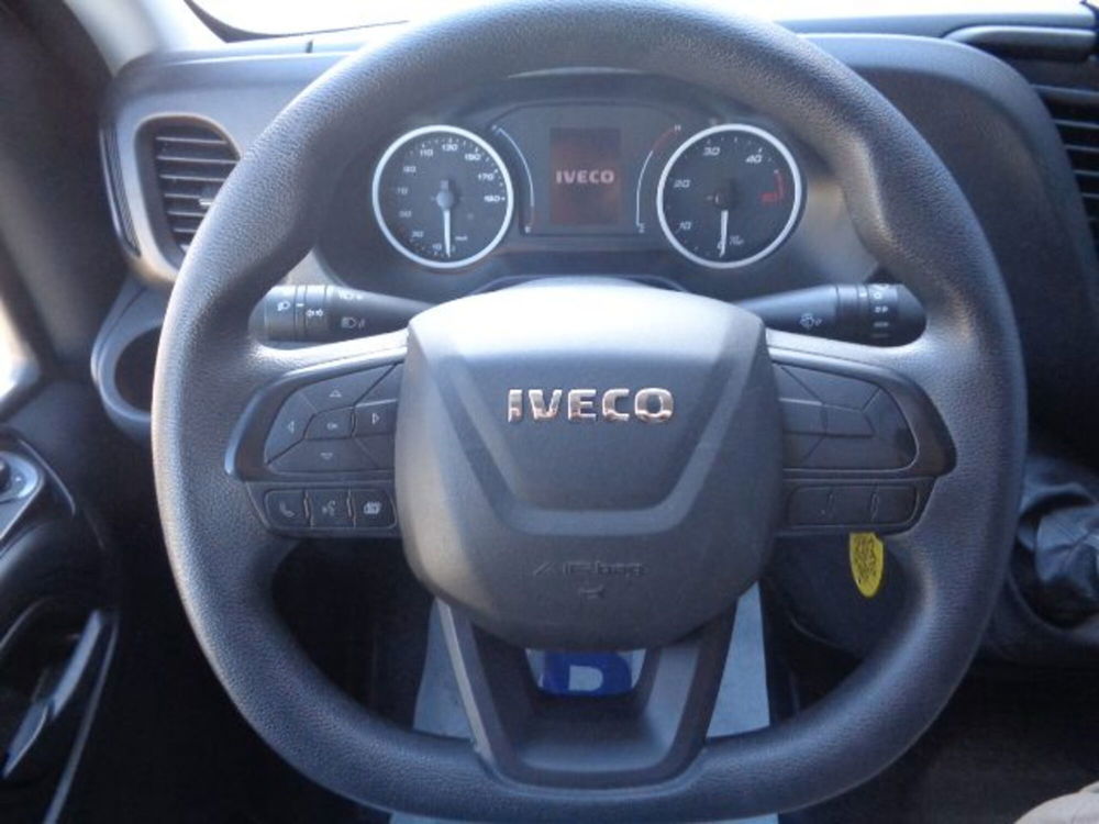 Iveco Daily Furgone usata a Brescia (9)