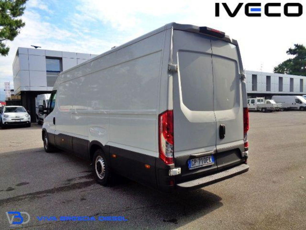 Iveco Daily Furgone usata a Brescia (7)