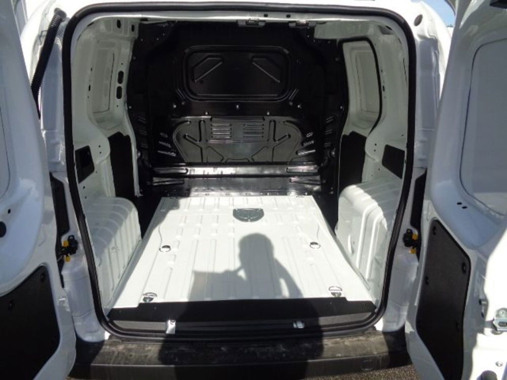 Fiat Fiorino nuova a Brescia (7)