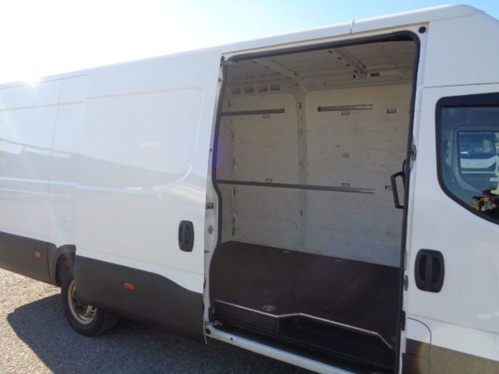 Iveco Daily Furgone usata a Brescia (14)