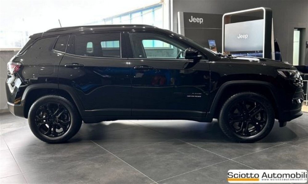Jeep Compass 1.3 T4 240CV PHEV AT6 4xe Upland nuova a Messina (2)