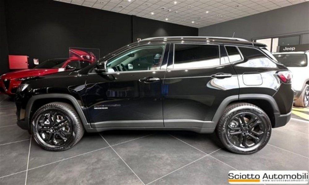 Jeep Compass 1.3 T4 240CV PHEV AT6 4xe Upland nuova a Messina (4)