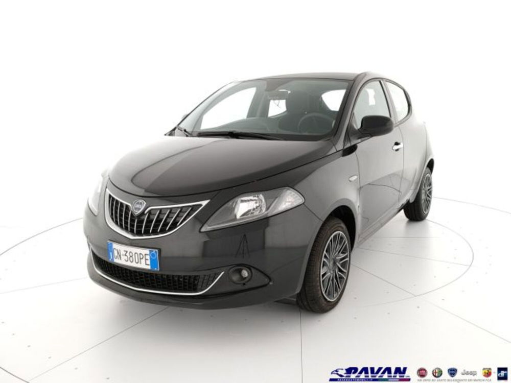 Lancia Ypsilon nuova a Padova