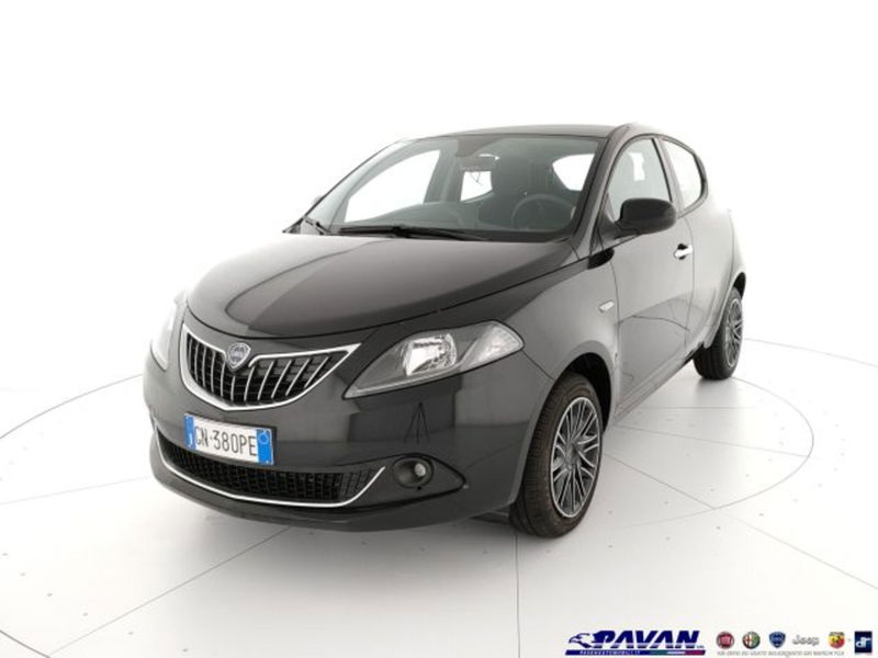 Lancia Ypsilon 1.0 FireFly 5 porte S&amp;S Hybrid Gold Plus nuova a Piove di Sacco