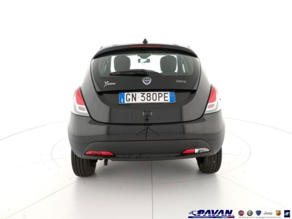 Lancia Ypsilon nuova a Padova (4)