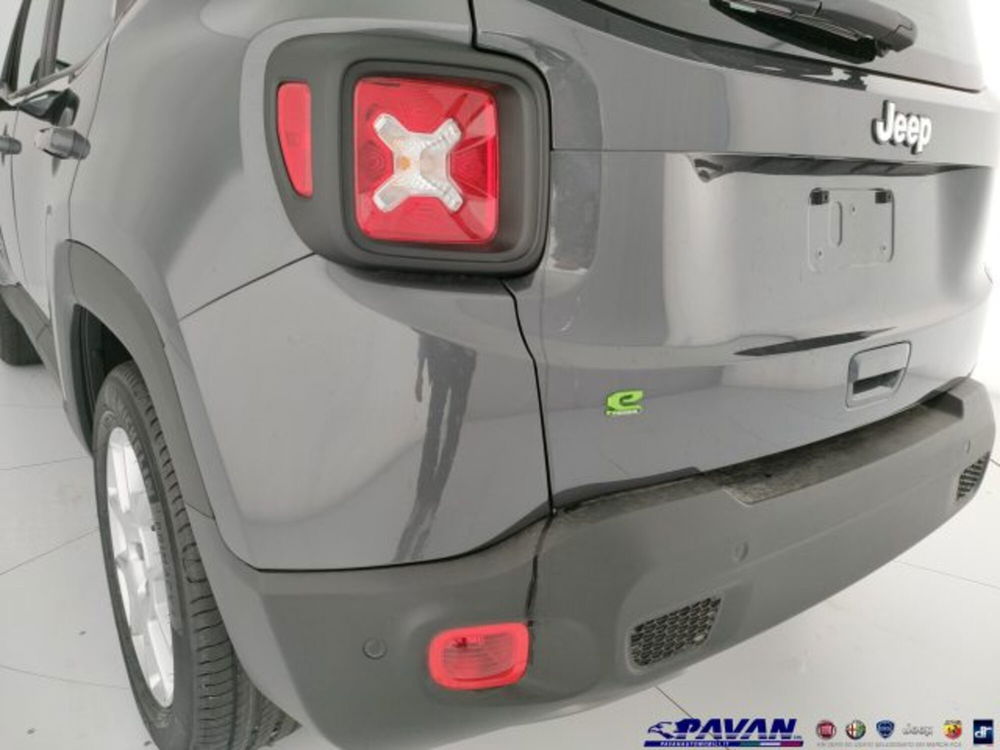 Jeep Renegade nuova a Padova (19)