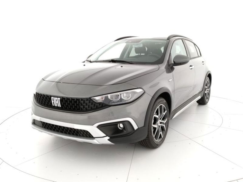 Fiat Tipo Tipo 5p 1.0 t3 Cross 100cv nuova a Piove di Sacco