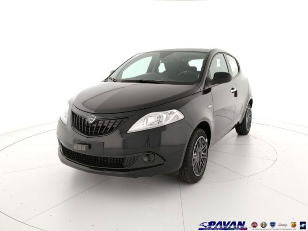 Lancia Ypsilon nuova a Padova